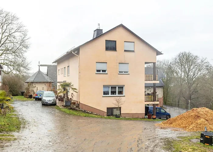 مزرعة للإقامة Zur Henne